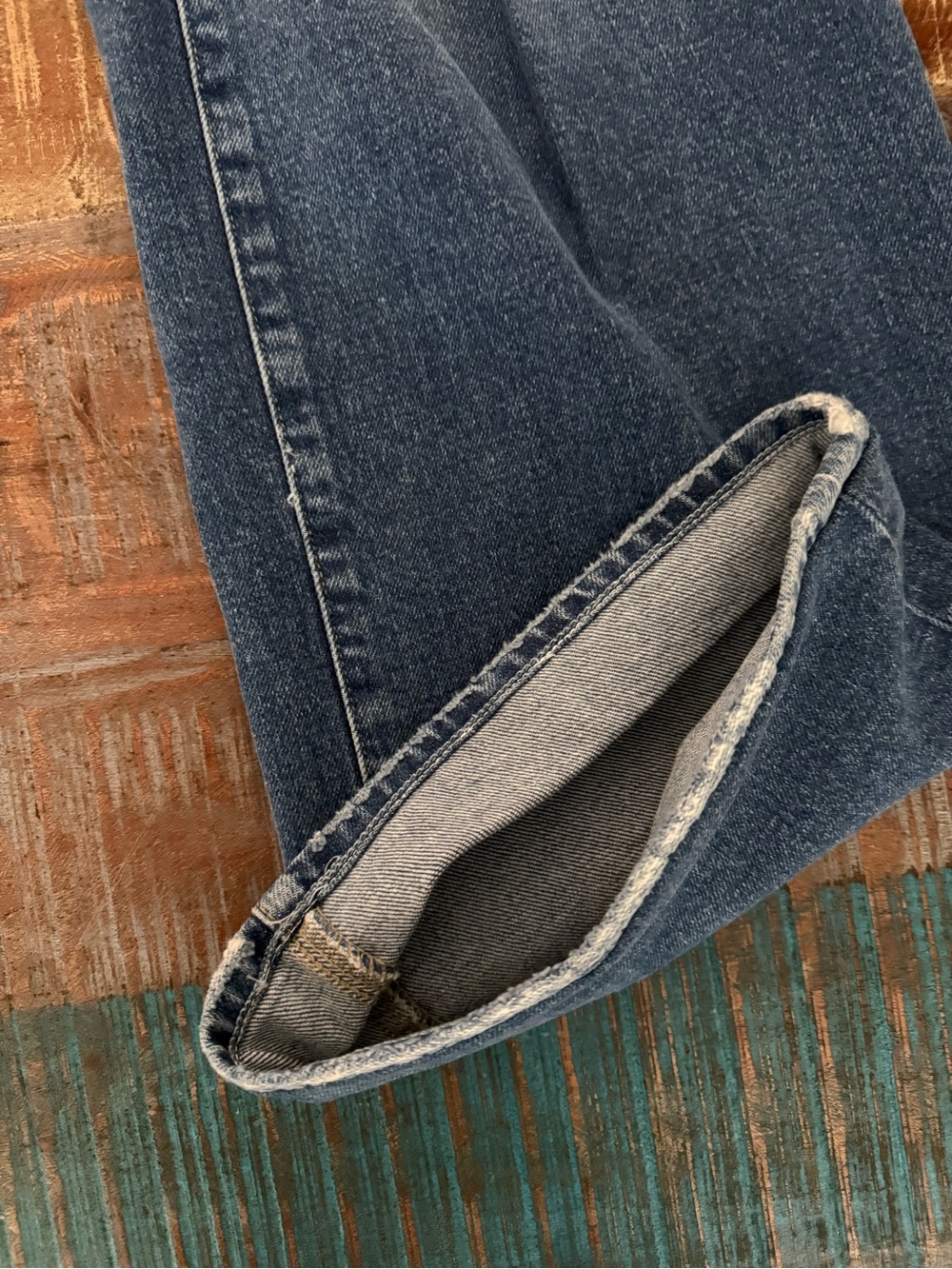 PAIGE Sasha High-Rise Wide-Leg Jeans - Picture 8 of 8